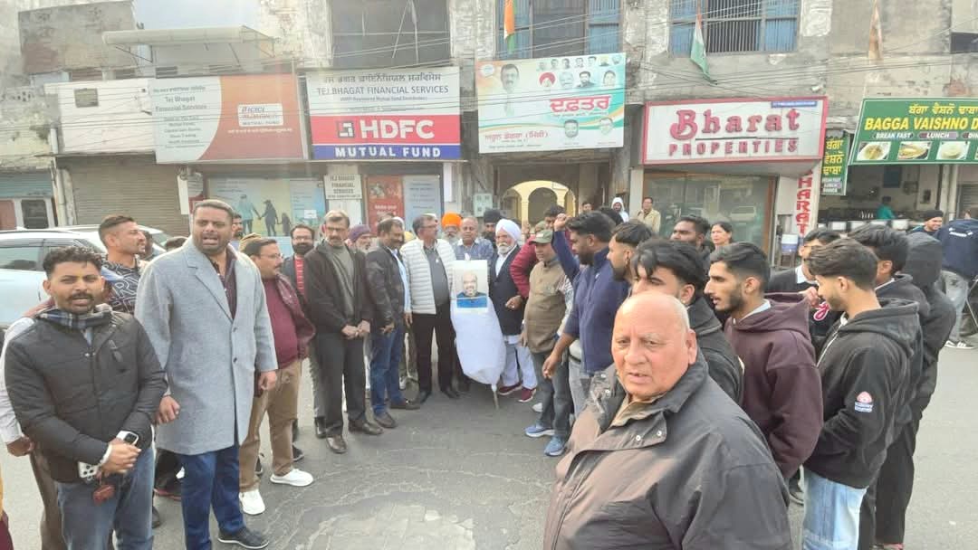 ਬਾਬਾ ਸਾਹਿਬ ਖਿਲਾਫ ਕੀਤੀ ਗਈ ਟਿੱਪਣੀ ਤੋਂ ਨਾਰਾਜ਼ ਕਾਂਗਰਸੀਆਂ ਨੇ ਅਮਿਤ ਸ਼ਾਹ ਅਤੇ ਭਾਜਪਾ ਦਾ ਵਿਰੋਧ ਕੀਤਾ